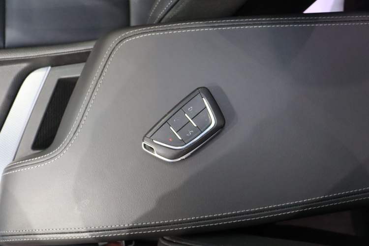 Used Cadillac CT5 2020 28T Luxury Version Interior 5