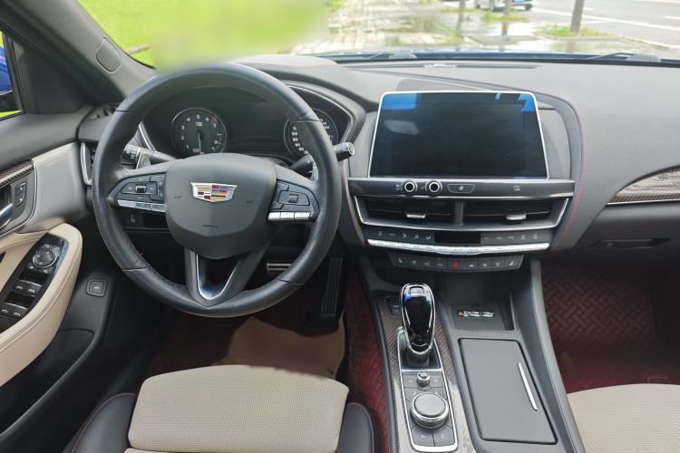 Used Cadillac CT5 2020 28T Platinum Sport Edition Interior 8