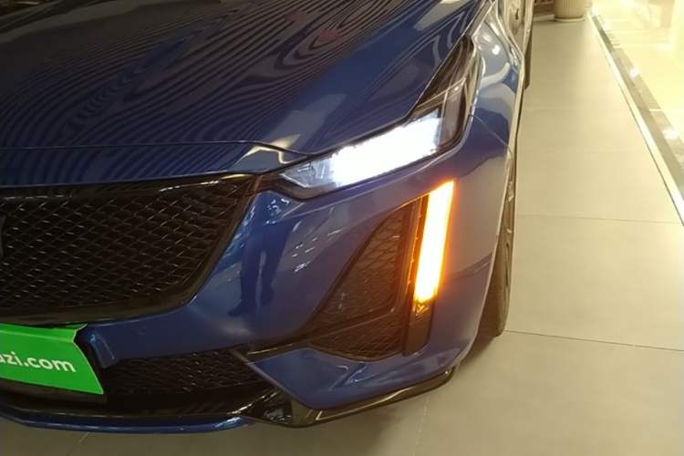 Used Cadillac CT5 2020 28T Platinum Sport Edition Left Front Headlight