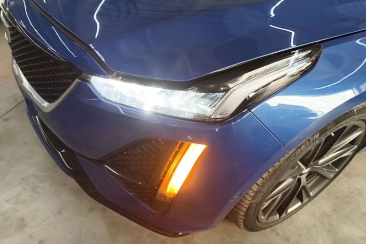 Used Cadillac CT5 2020 28T Platinum Sport Edition Left Front Headlight