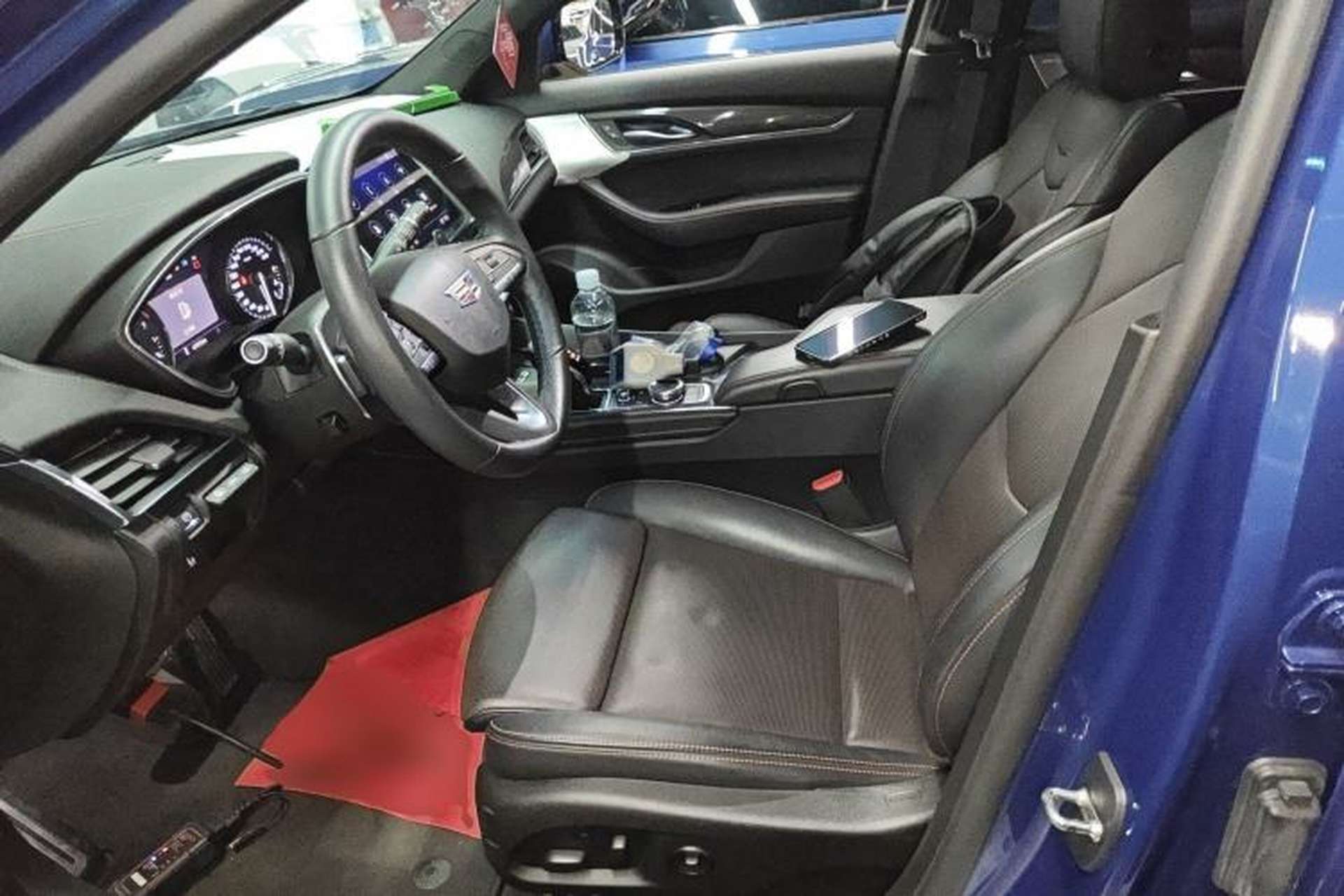 Used Cadillac CT5 2020 Revised 28T Platinum Sport Edition Left Front Seat