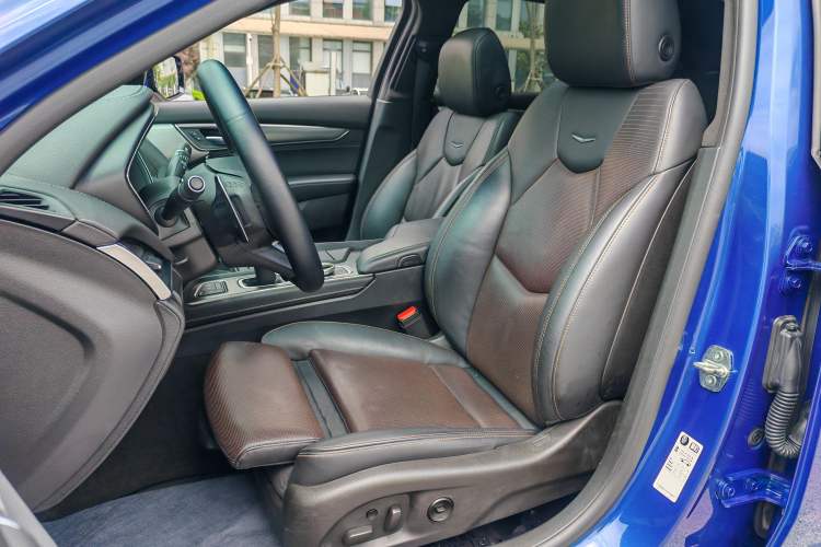 Used Cadillac CT5 2020 Updated 28T Leading Sporty Version Left Front Seat