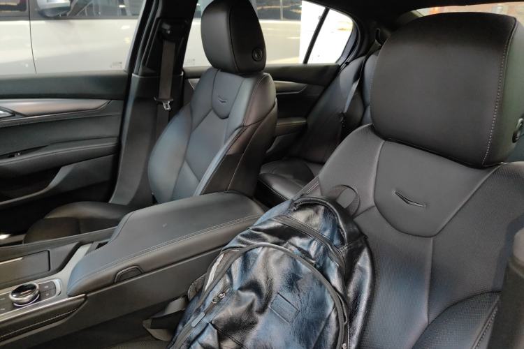 Used Cadillac CT5 2020 28T Luxury Version Left Front Seat