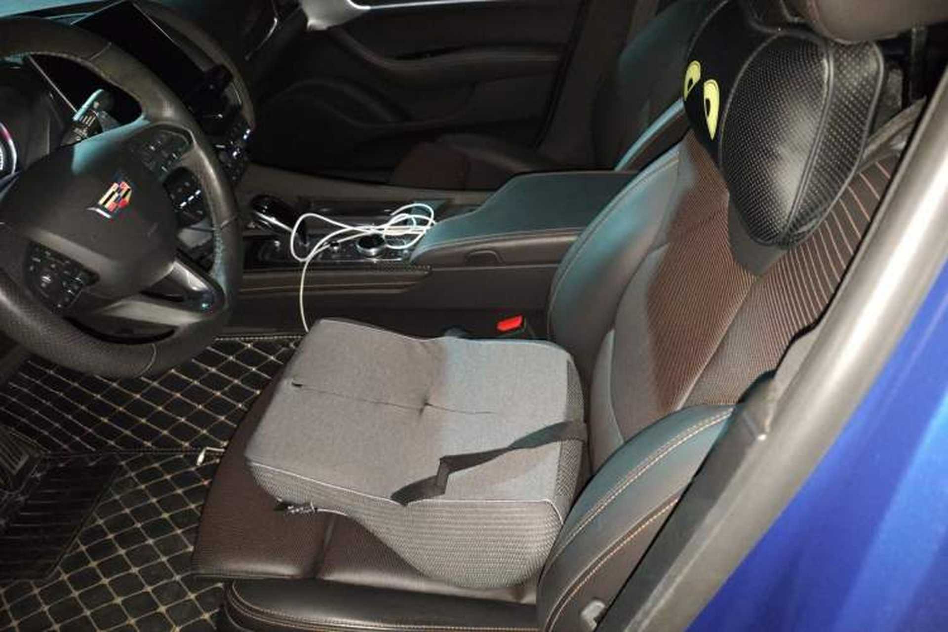 Used Cadillac CT5 2020 Revised 28T Platinum Sport Edition Left Front Seat