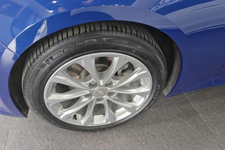 Used Cadillac CT5 2020 Revised Version 28T Luxury Edition Left Front Wheel Hub