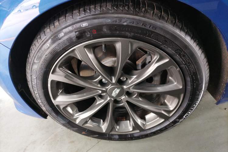 Used Cadillac CT5 2020 Revised Version 28T Luxury Edition Left Front Wheel Hub