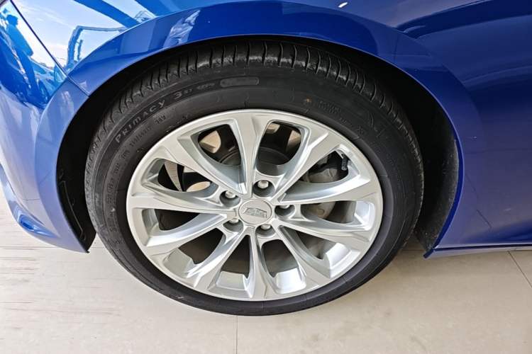 Used Cadillac CT5 2020 Revised Version 28T Luxury Edition Left Front Wheel Hub