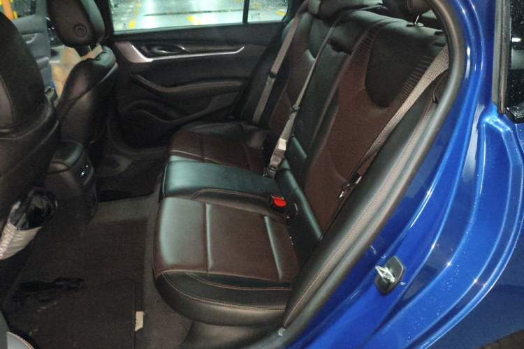 Used Cadillac CT5 2020 Revised 28T Platinum Sport Edition Left Rear Seat