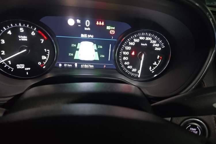 Used Cadillac CT5 2020 Revised 28T Platinum Sport Edition Odometer Close Up