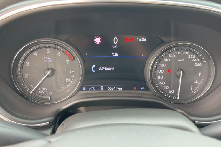 Used Cadillac CT5 2020 Revised 28T Platinum Sport Edition Odometer Close Up