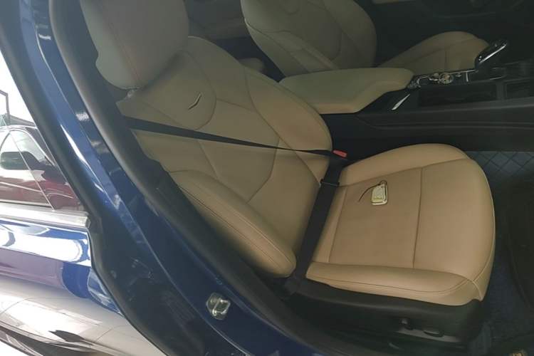 Used Cadillac CT5 2020 Revised Version 28T Luxury Edition Right Front Seat