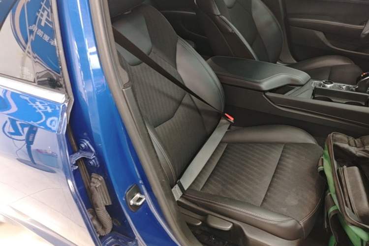 Used Cadillac CT5 2020 Revised Version 28T Tech Edition Right Front Seat