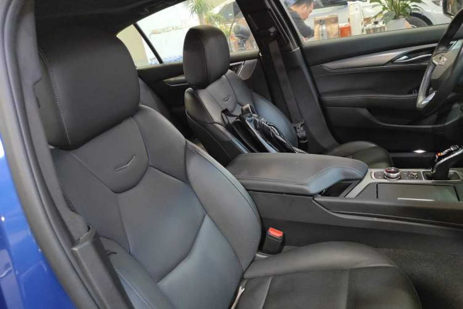 Used Cadillac CT5 2020 28T Luxury Version Right Front Seat