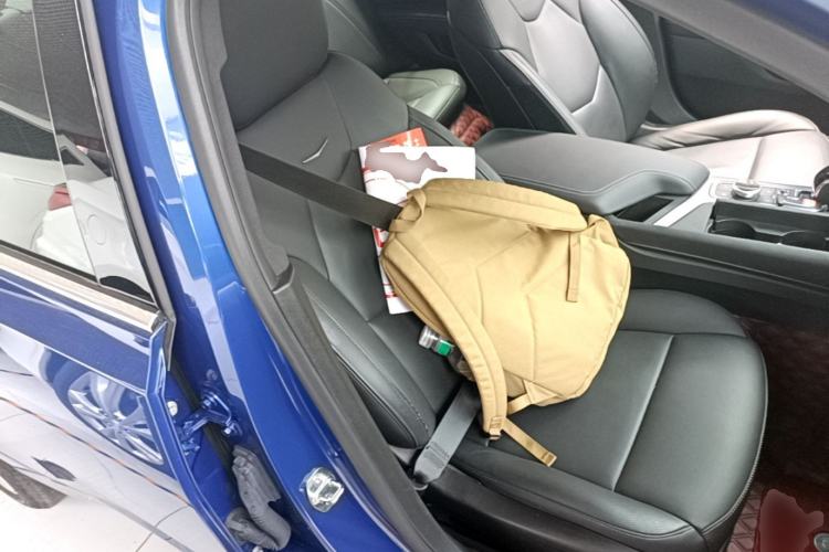 Used Cadillac CT5 2020 28T Luxury Version Right Front Seat