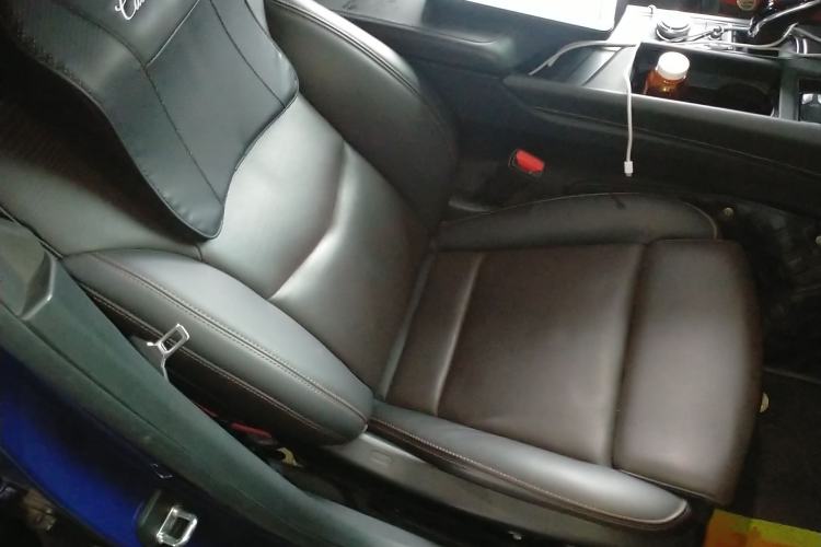 Used Cadillac CT5 2020 Updated 28T Leading Sporty Version Right Front Seat