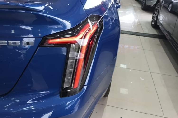 Used Cadillac CT5 2020 28T Platinum Sport Edition Right Rear Taillight