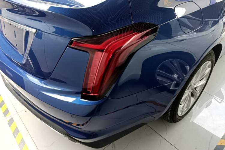 Used Cadillac CT5 2020 28T Luxury Version Right Rear Taillight