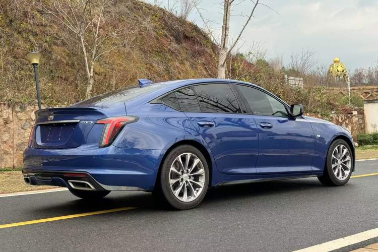 Used Cadillac CT5 2020 Updated 28T Leading Sporty Version Right Rear Taillight