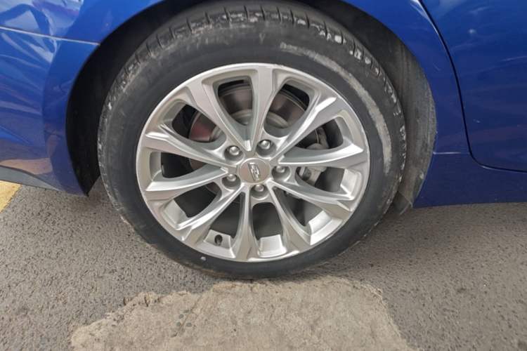 Used Cadillac CT5 2020 Revised Version 28T Luxury Edition Right Rear Wheel Hub