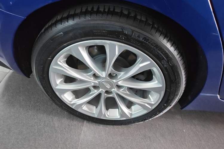 Used Cadillac CT5 2020 Revised Version 28T Luxury Edition Right Rear Wheel Hub
