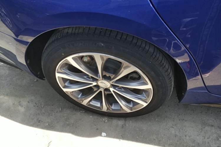 Used Cadillac CT5 2020 28T Stylish Sporty Version Right Rear Wheel Hub