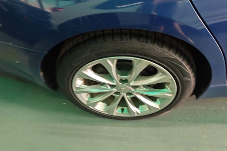 Used Cadillac CT5 2020 Revised Version 28T Luxury Edition Right Rear Wheel Hub