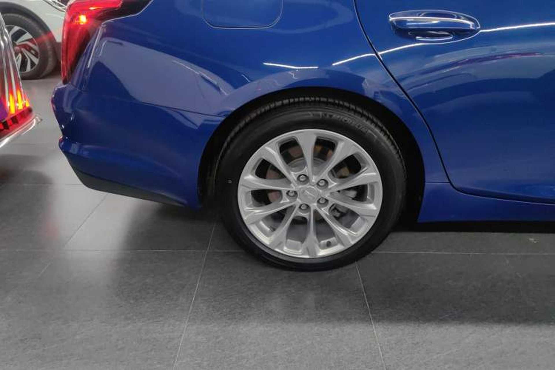 Used Cadillac CT5 2020 Revised Version 28T Luxury Edition Right Rear Wheel Hub