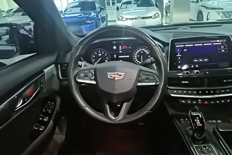 Used Cadillac CT5 2020 28T Platinum Sport Edition Steering Wheel