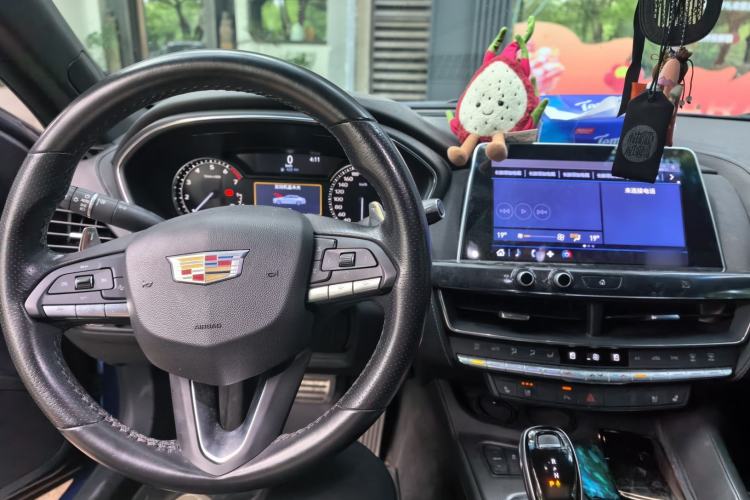 Used Cadillac CT5 2020 28T Leading Sport Model Steering Wheel