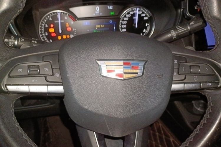 Used Cadillac CT5 2020 28T Fashion Edition Steering Wheel