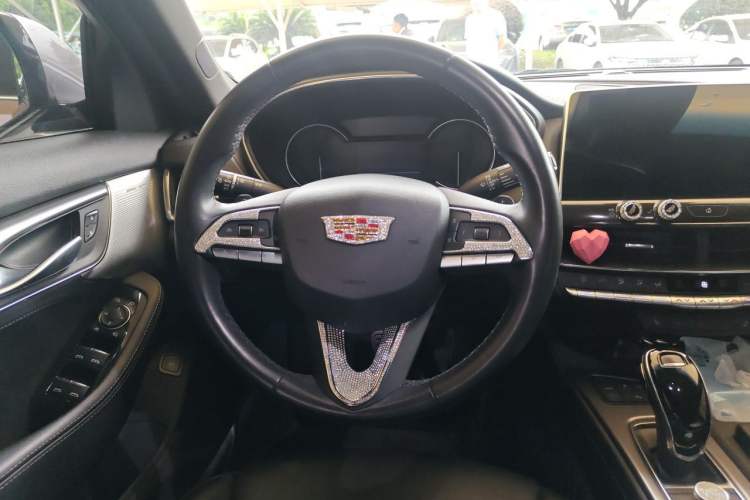 Used Cadillac CT5 2020 28T Luxury Version Steering Wheel