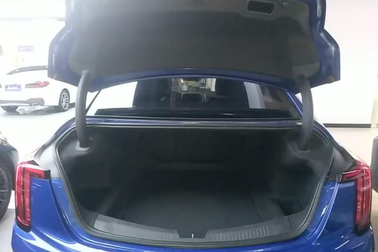 Used Cadillac CT5 2020 28T Luxury Version Trunk