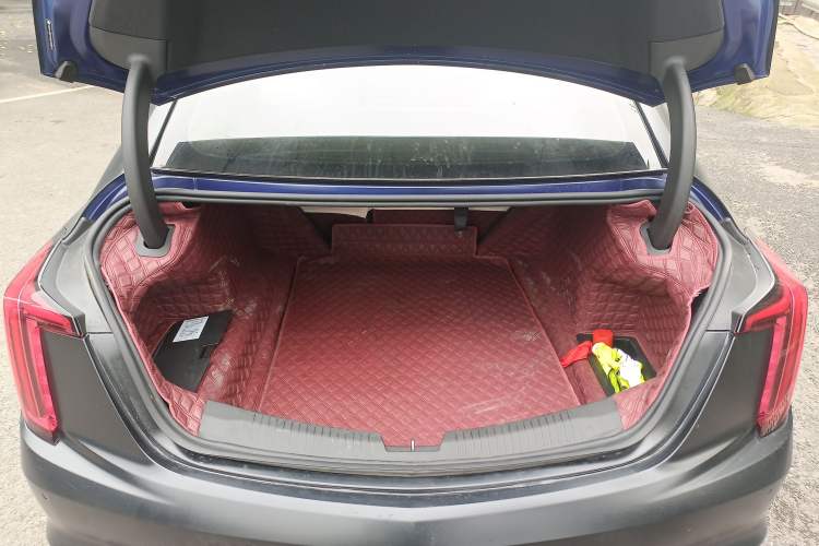 Used Cadillac CT5 2020 28T Luxury Version Trunk