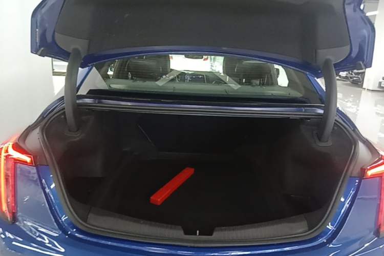 Used Cadillac CT5 2020 Revised Version 28T Fashion Edition Trunk