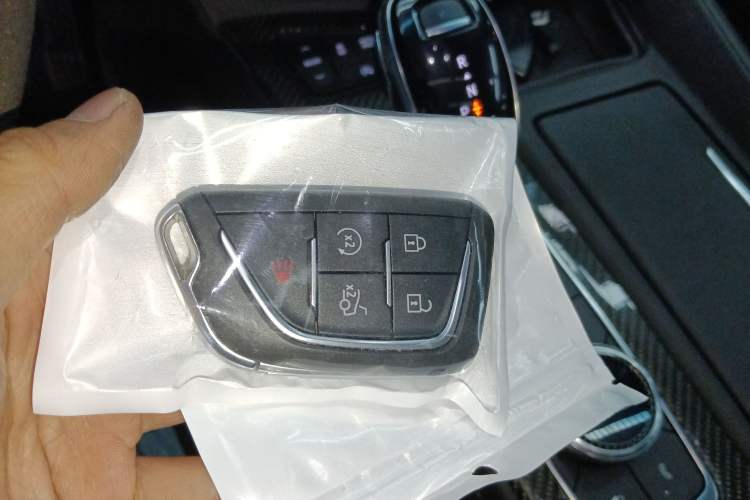 Used Cadillac CT5 2020 Revised 28T Platinum Sport Edition Vehicle Key