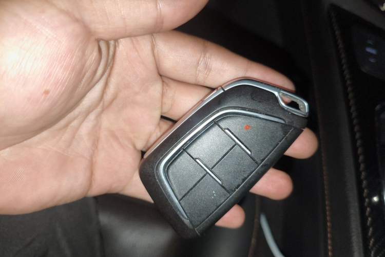 Used Cadillac CT5 2020 Revised 28T Platinum Sport Edition Vehicle Key