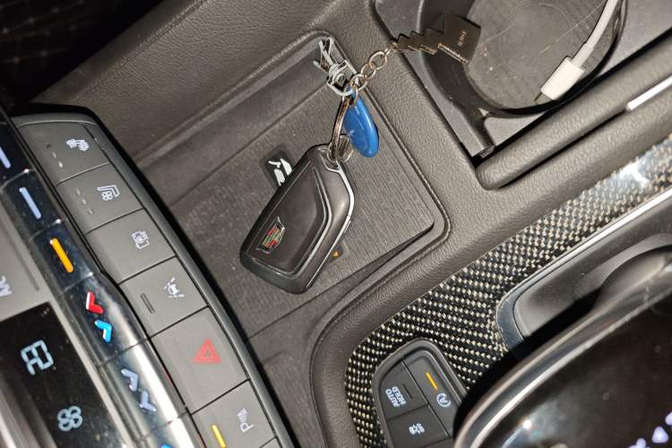 Used Cadillac CT5 2020 Revised 28T Platinum Sport Edition Vehicle Key