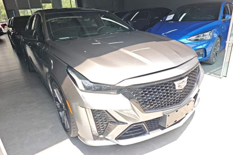 Used Cadillac CT5 2020 Revised 28T Platinum Sport Edition Front Right 45 Deg