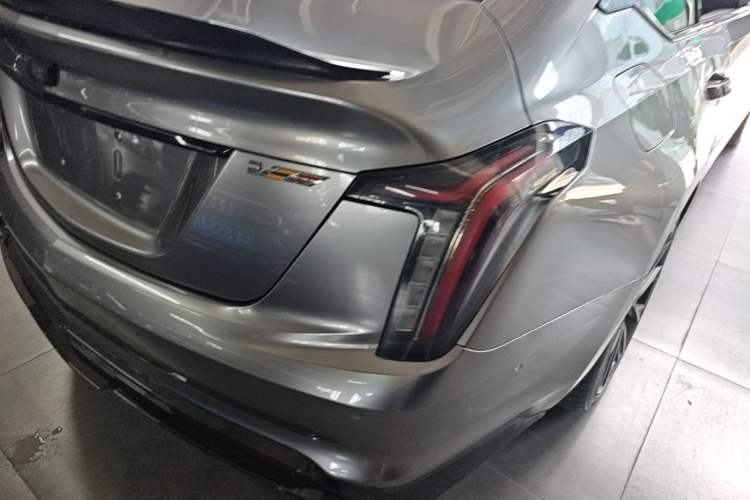 Used Cadillac CT5 2020 Revised 28T Platinum Sport Edition Right Rear Taillight