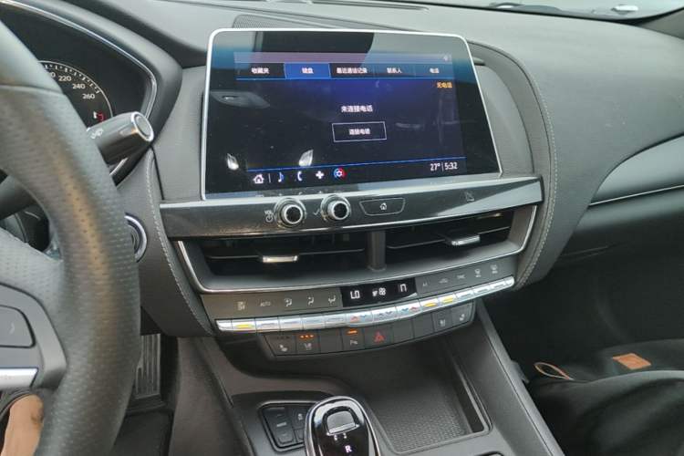 Used Cadillac CT5 2020 Updated 28T Leading Sporty Version Audio And AC Panel