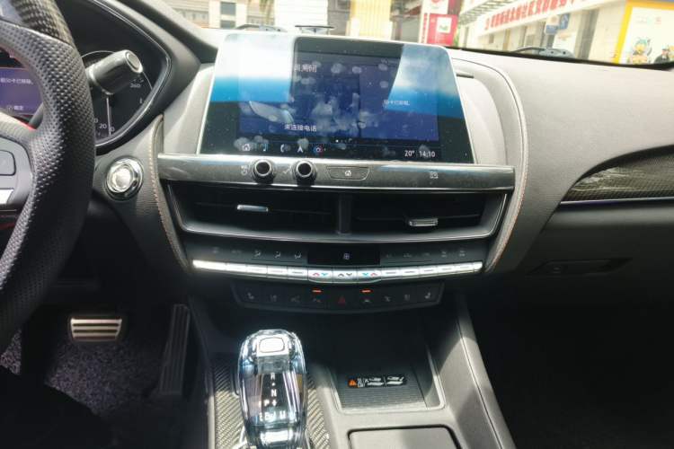 Used Cadillac CT5 2020 28T Platinum Sport Edition Audio And AC Panel