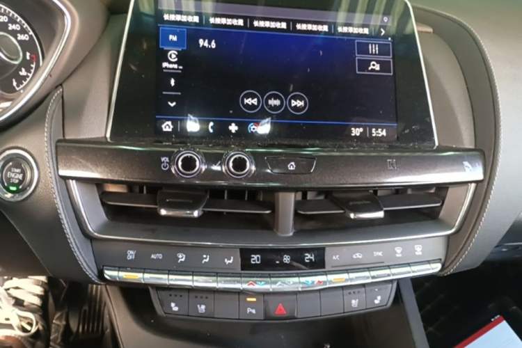 Used Cadillac CT5 2020 Updated 28T Leading Sporty Version Audio And AC Panel