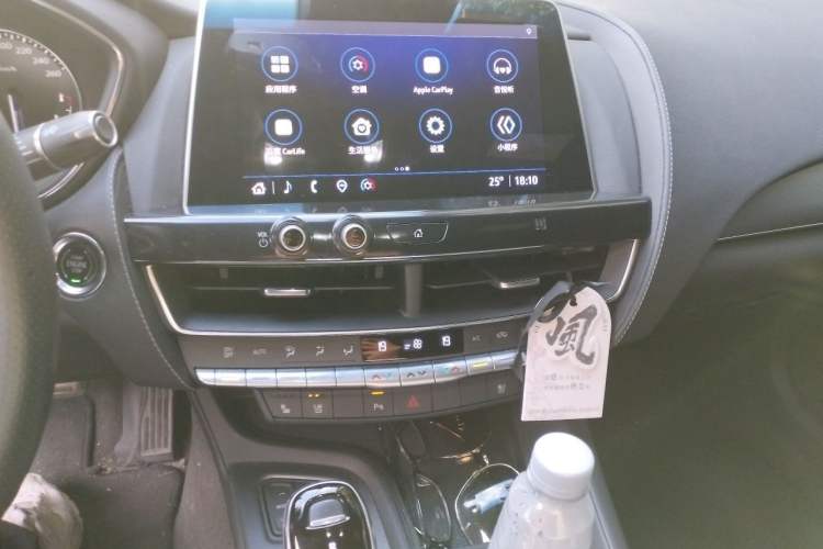 Used Cadillac CT5 2020 Updated 28T Leading Sporty Version Audio And AC Panel