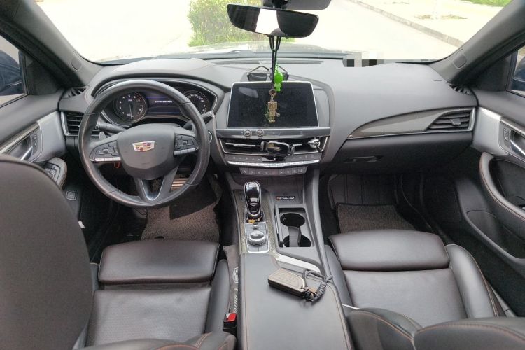 Used Cadillac CT5 2020 Revised 28T Platinum Sport Edition Center Console