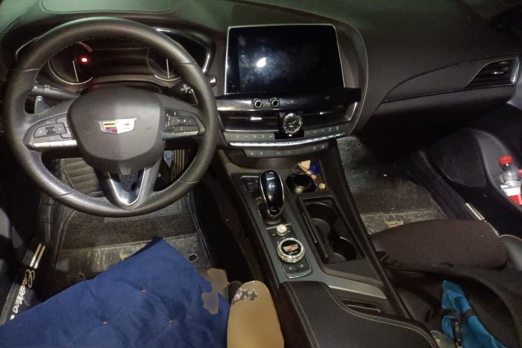Used Cadillac CT5 2020 Updated 28T Leading Sporty Version Center Console