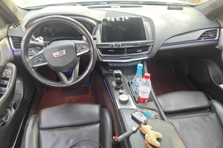Used Cadillac CT5 2020 28T Platinum Sport Edition Center Console