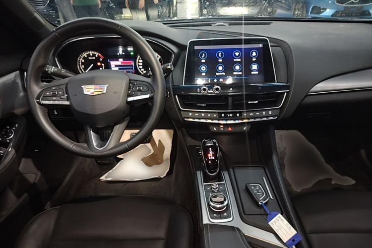 Used Cadillac CT5 2020 Revised Version 28T Luxury Edition Center Console