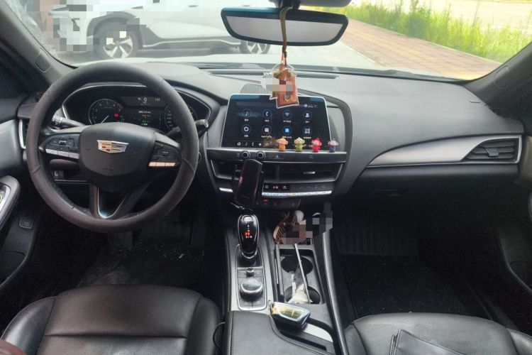 Used Cadillac CT5 2020 Revised Version 28T Luxury Edition Center Console