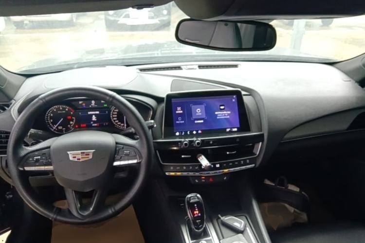 Used Cadillac CT5 2020 Revised Version 28T Luxury Edition Center Console