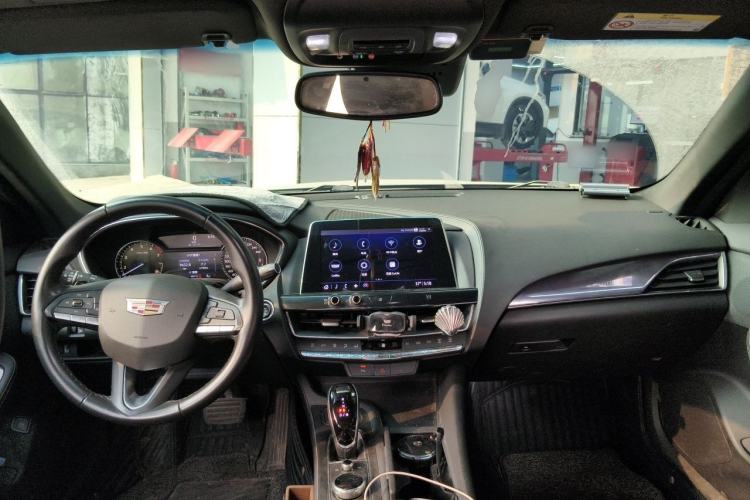 Used Cadillac CT5 2020 Revised Version 28T Fashion Edition Center Console